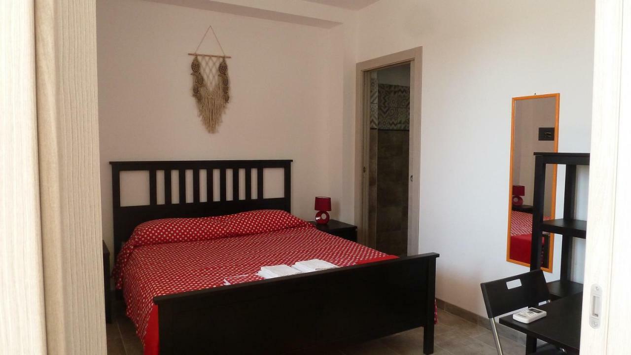 Regina Isabella Rooms San Foca Luaran gambar
